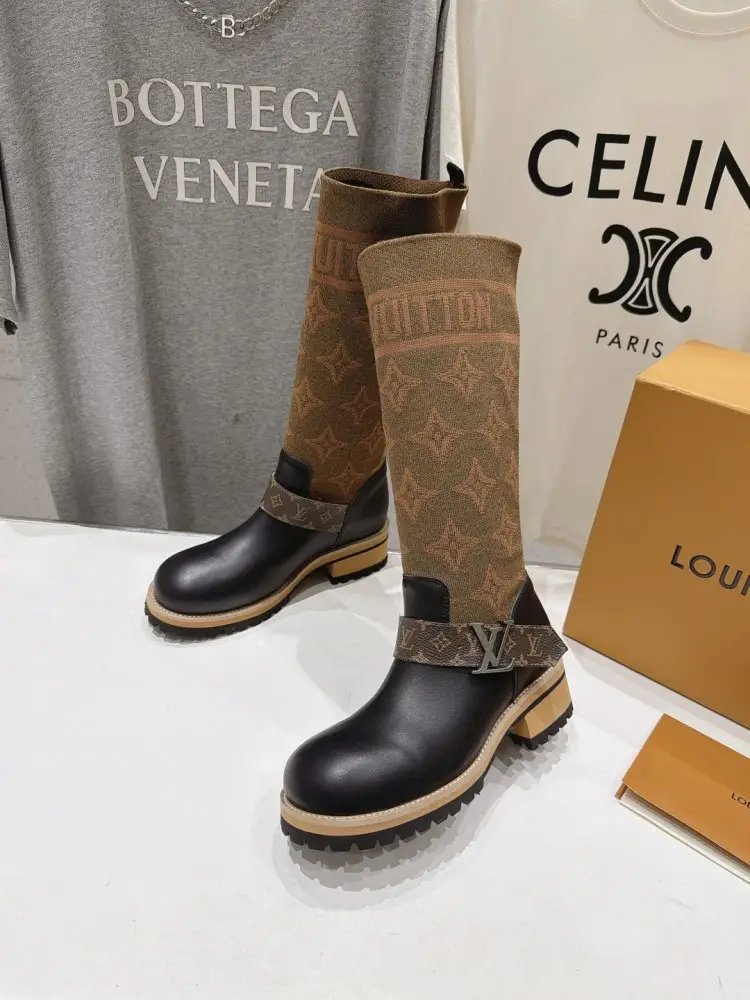 Louis Vuitton Чоботи жіночі — Фото 3