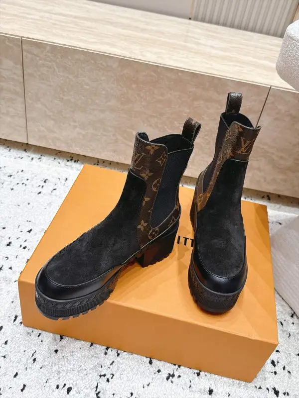 Louis Vuitton Черевики жіночі — Фото 3