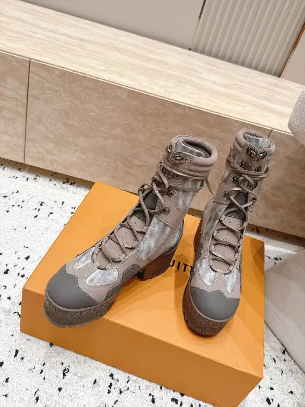 Louis Vuitton Ботинки женские — Фото 3