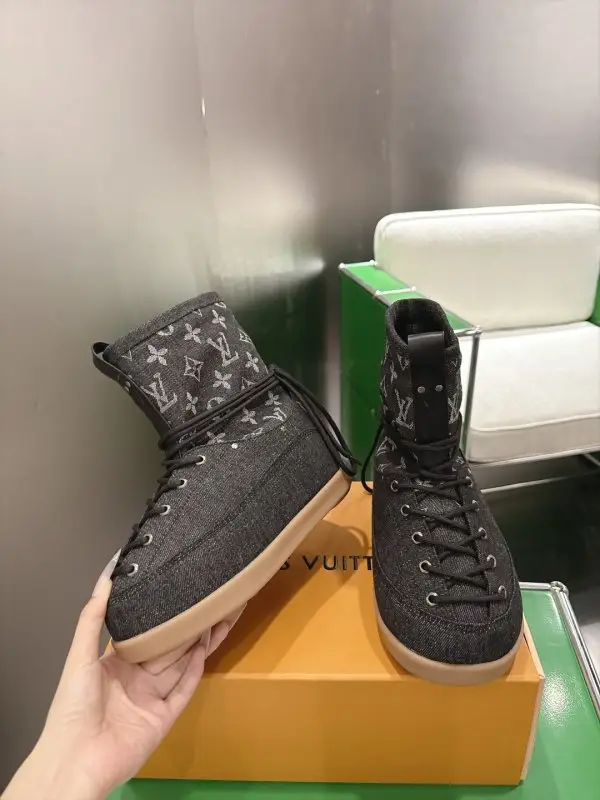 Louis Vuitton Ботинки женские — Фото 3