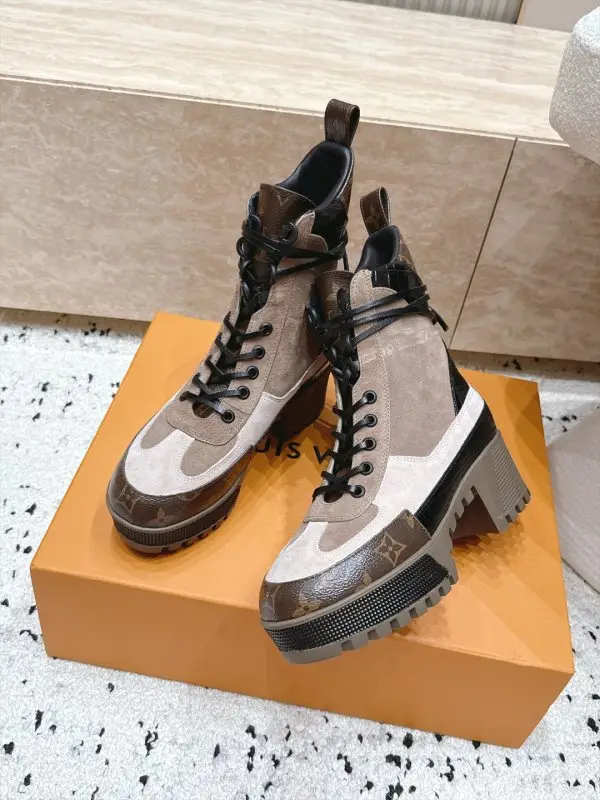 Louis Vuitton Ботинки женские — Фото 4