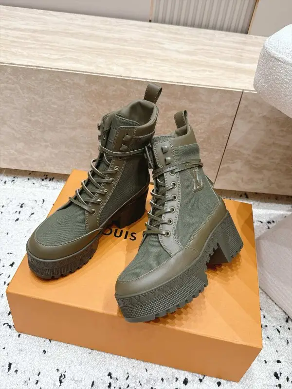 Louis Vuitton Boots women's — Photo 4