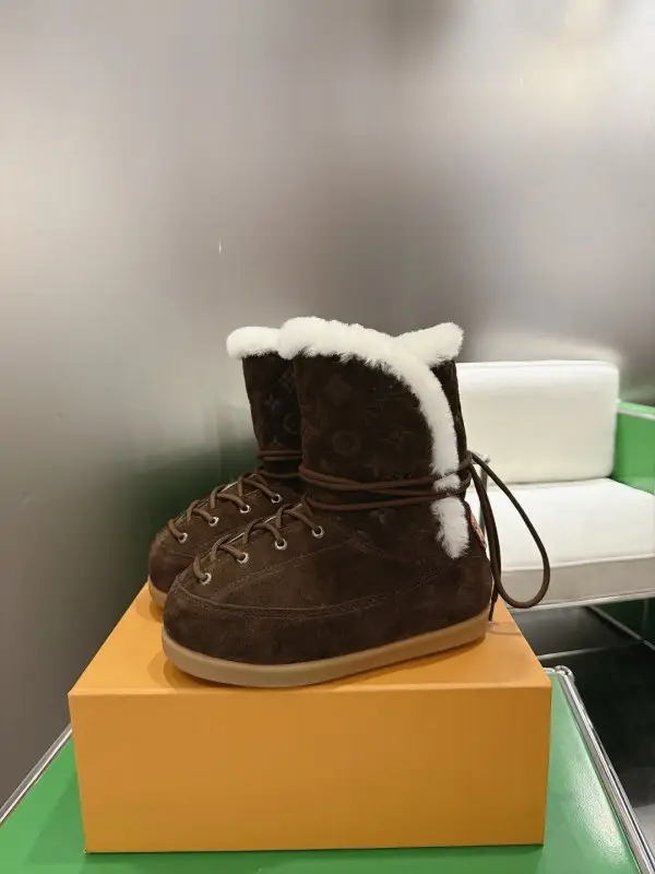 Louis Vuitton Ботинки женские — Фото 4