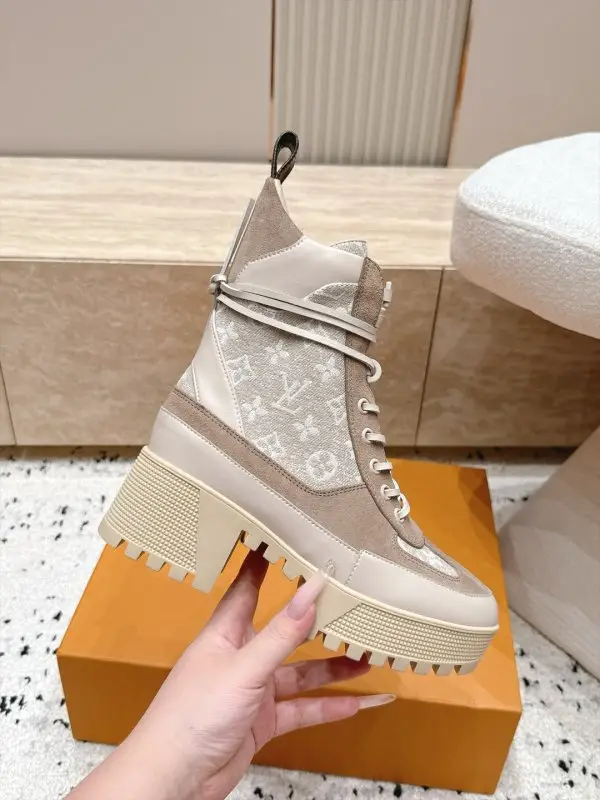 Louis Vuitton Ботинки женские — Фото 4