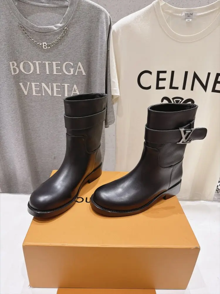 Louis Vuitton Boots women's — Photo 4