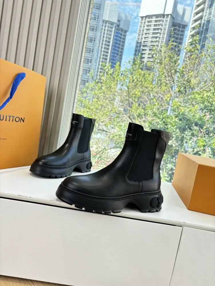Louis Vuitton Черевики жіночі — Фото 4