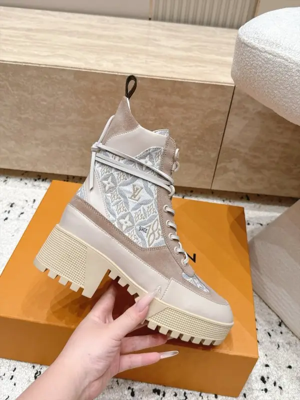 Louis Vuitton Ботинки женские — Фото 4