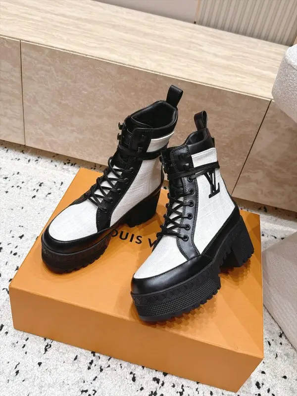 Louis Vuitton Boots women's — Photo 4
