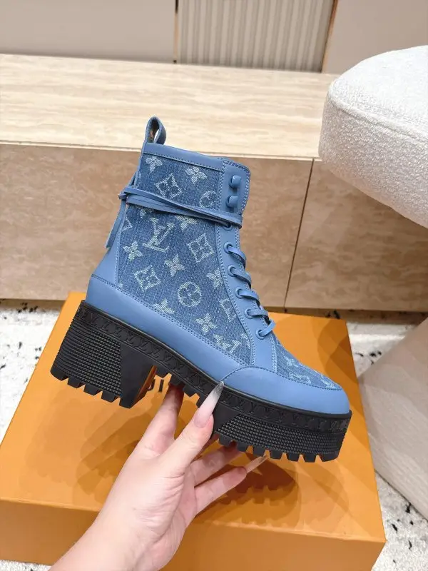 Louis Vuitton Boots women's — Photo 5