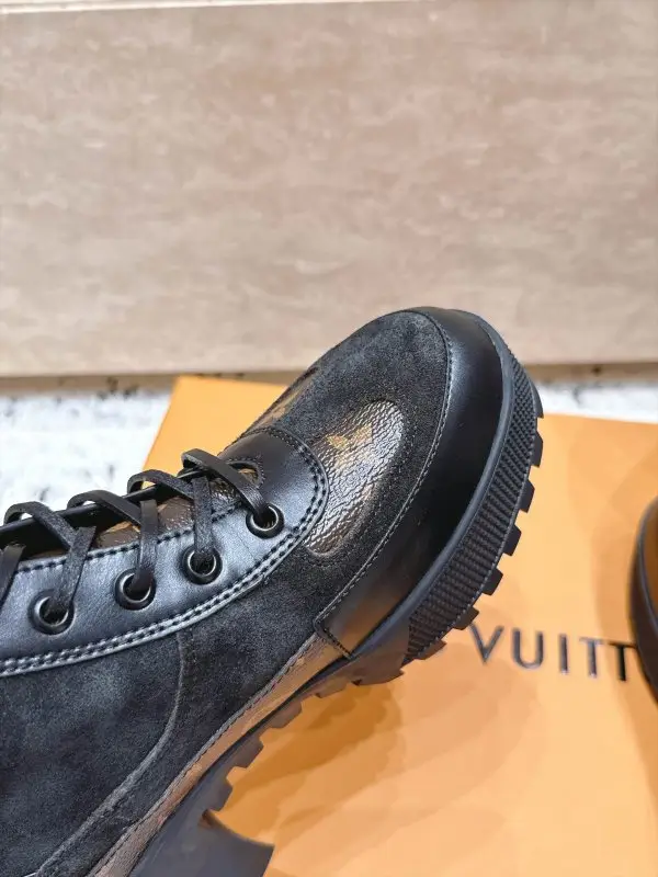 Louis Vuitton Boots women's — Photo 5