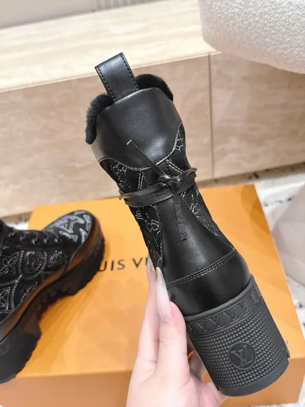 Louis Vuitton Черевики жіночі — Фото 5