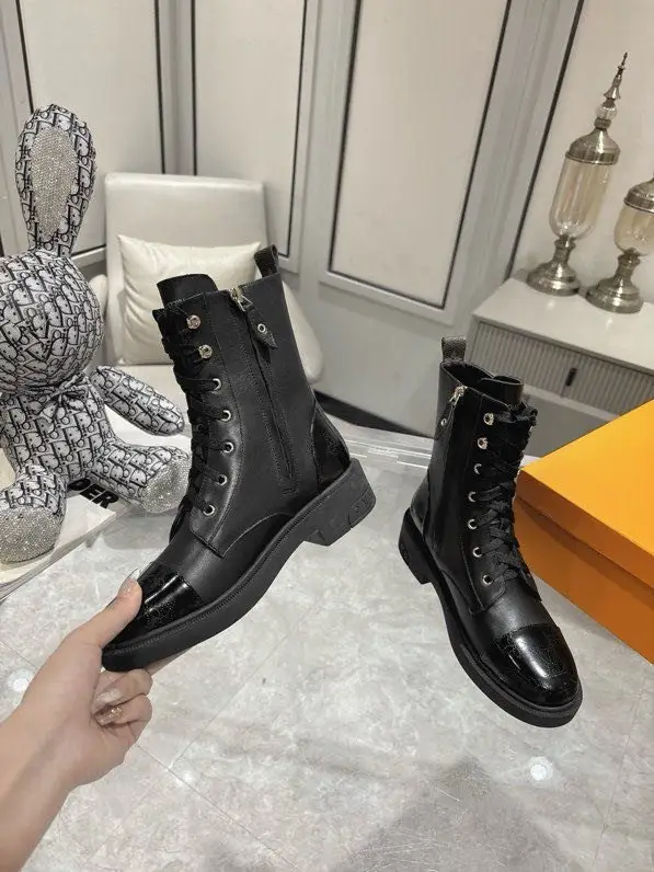 Louis Vuitton Boots women's — Photo 5
