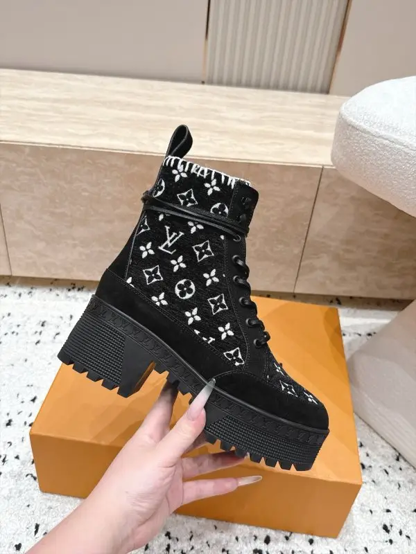 Louis Vuitton Черевики жіночі — Фото 5