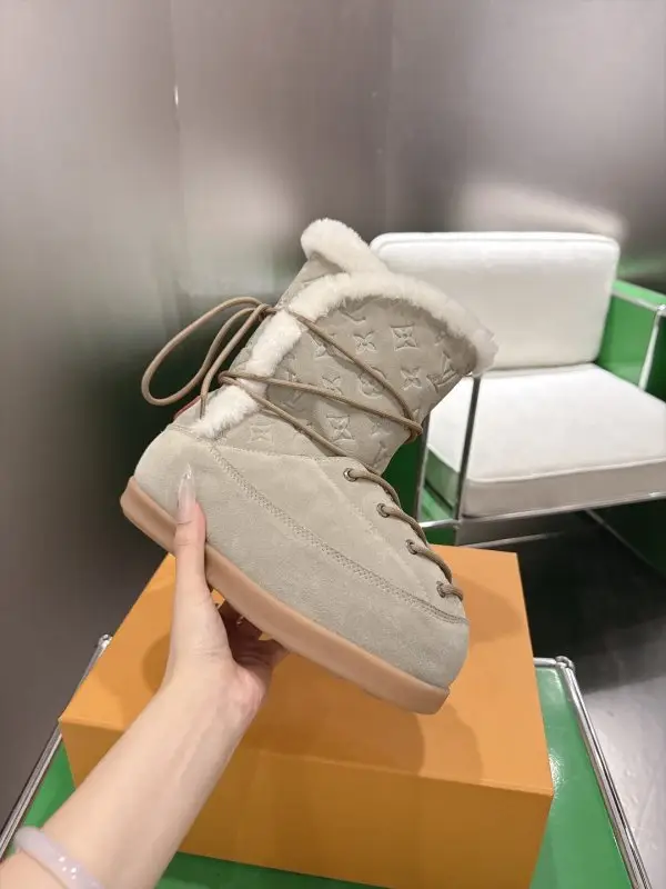 Louis Vuitton Ботинки женские — Фото 5