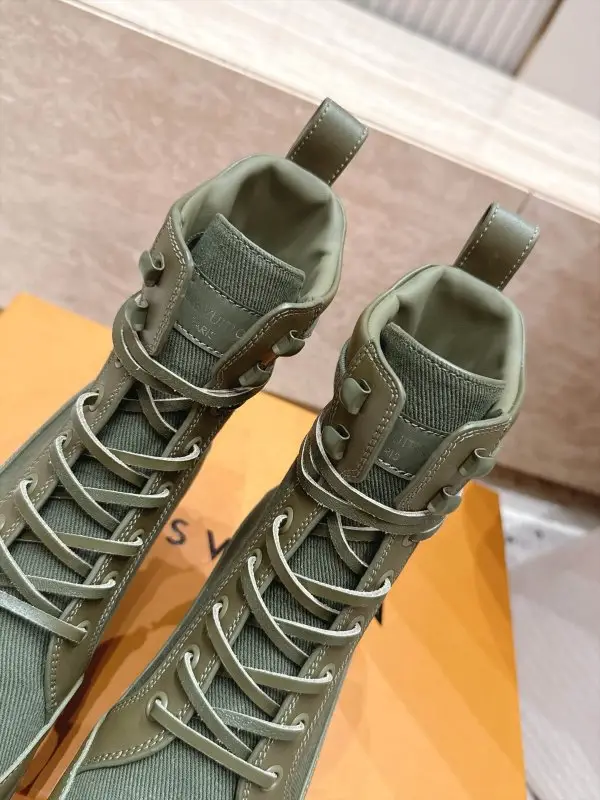Louis Vuitton Boots women's — Photo 5