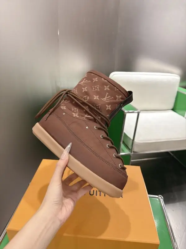 Louis Vuitton Черевики жіночі — Фото 5