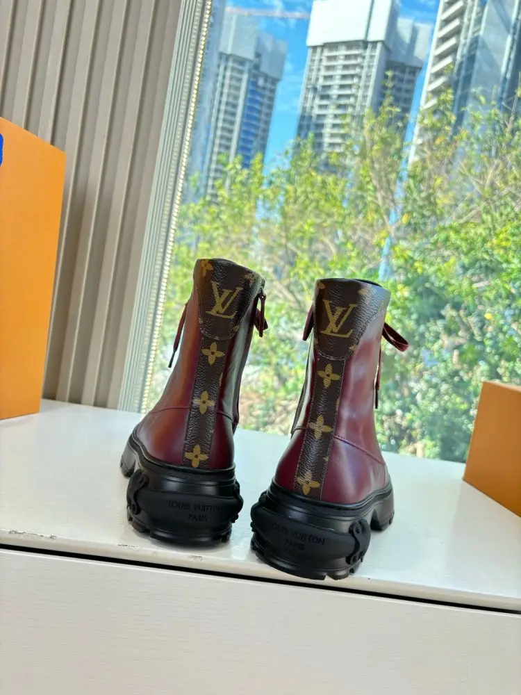 Louis Vuitton Ботинки женские — Фото 5