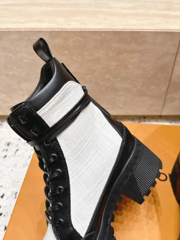Louis Vuitton Boots women's — Photo 5