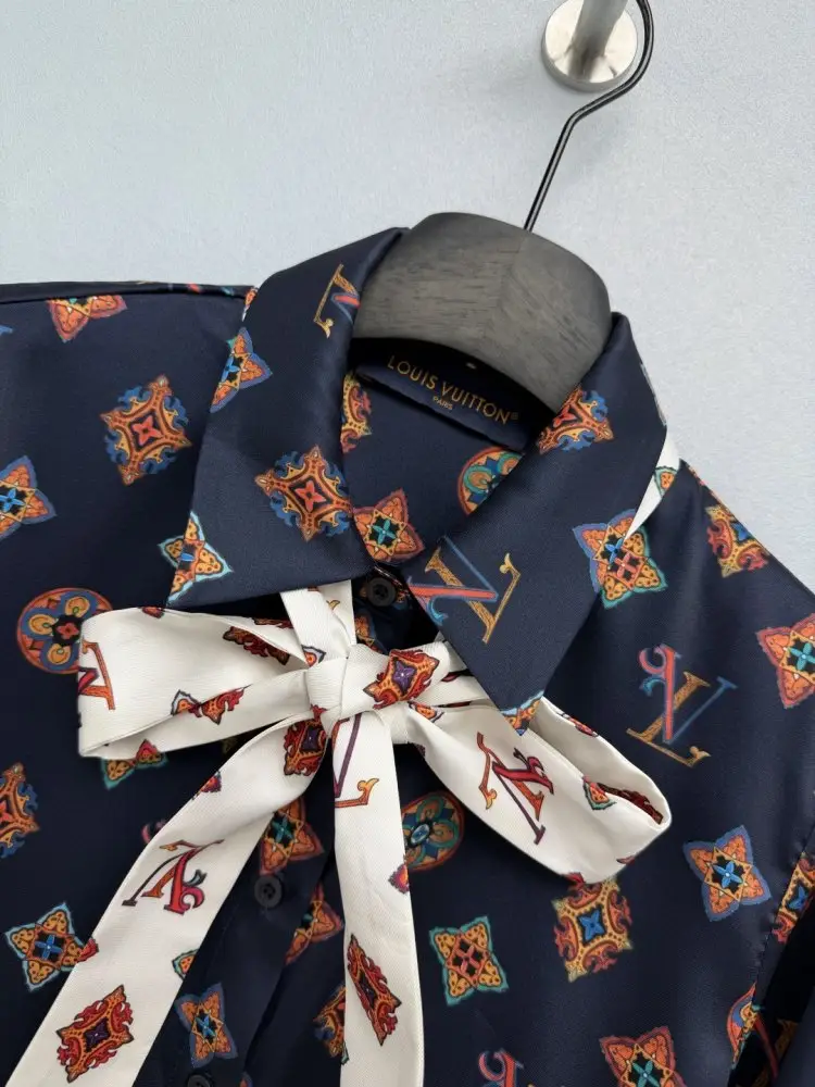 Louis Vuitton Костюм жіночий — Фото 2