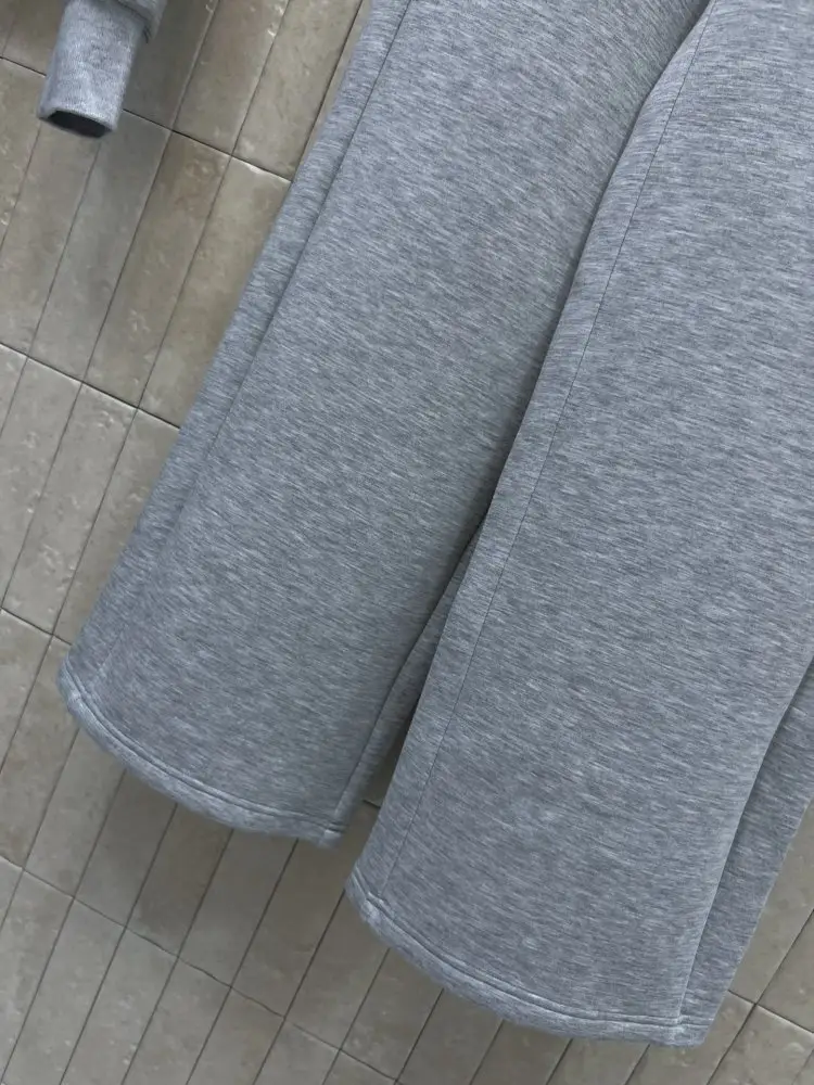 Louis Vuitton Costume female — Photo 5
