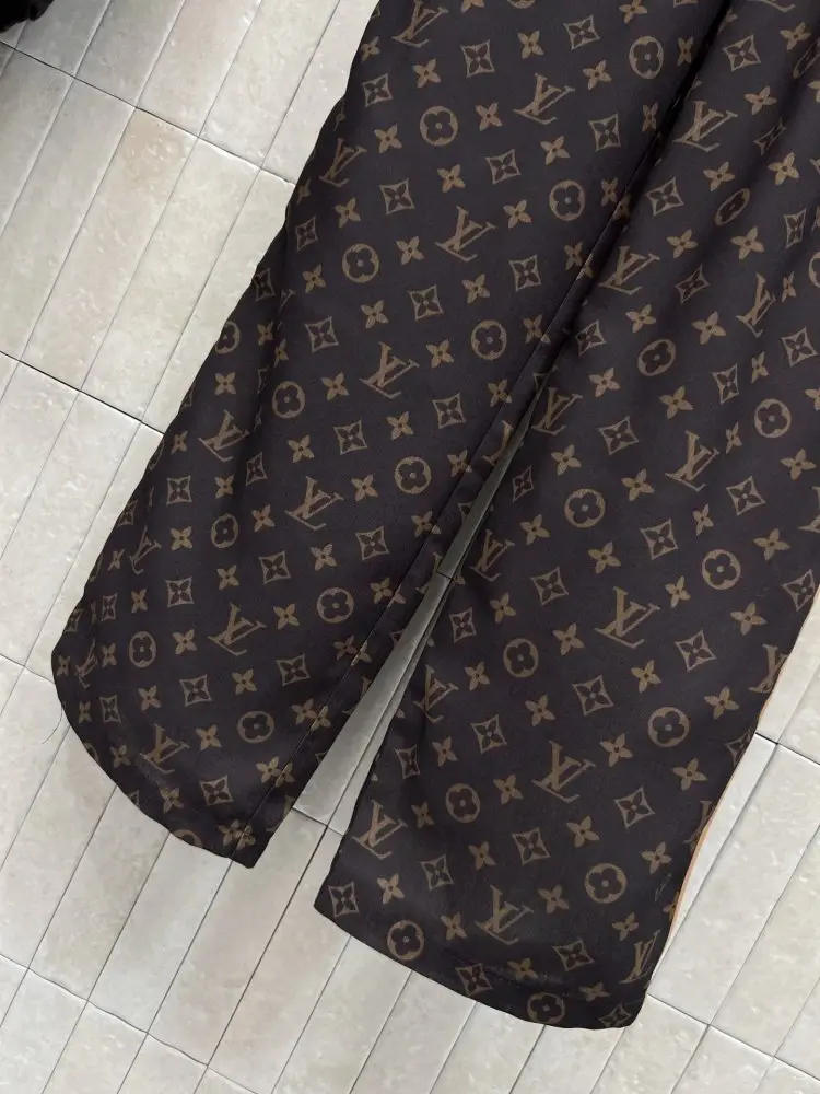 Louis Vuitton Костюм жіночий — Фото 5