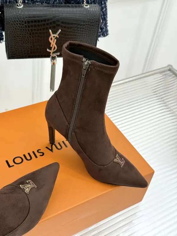 Louis Vuitton Эластичные ботильоны на высоком каблуке — Фото 3