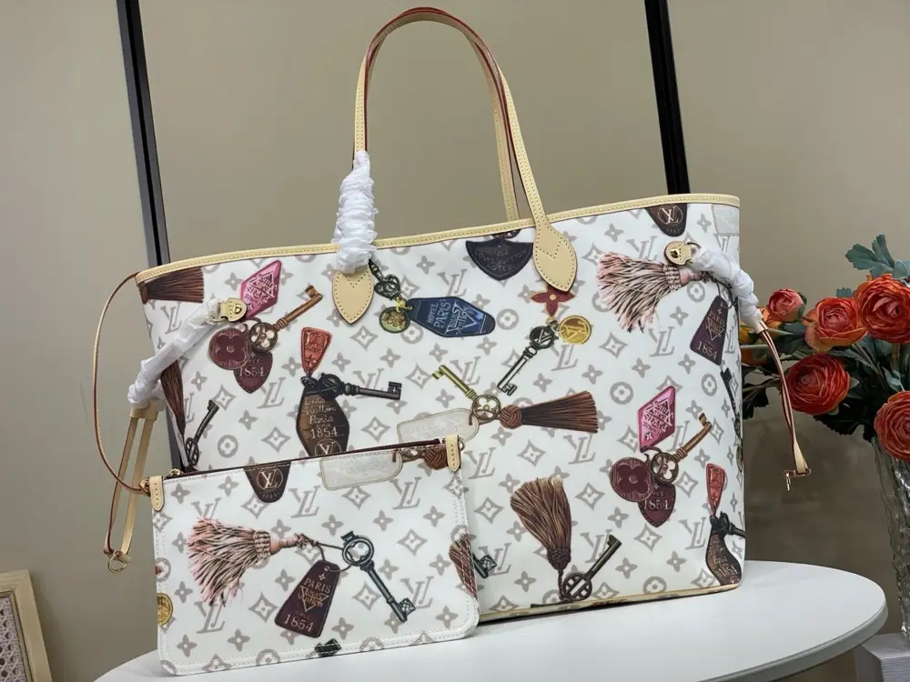Louis Vuitton — Большая сумка Neverfull 55 см