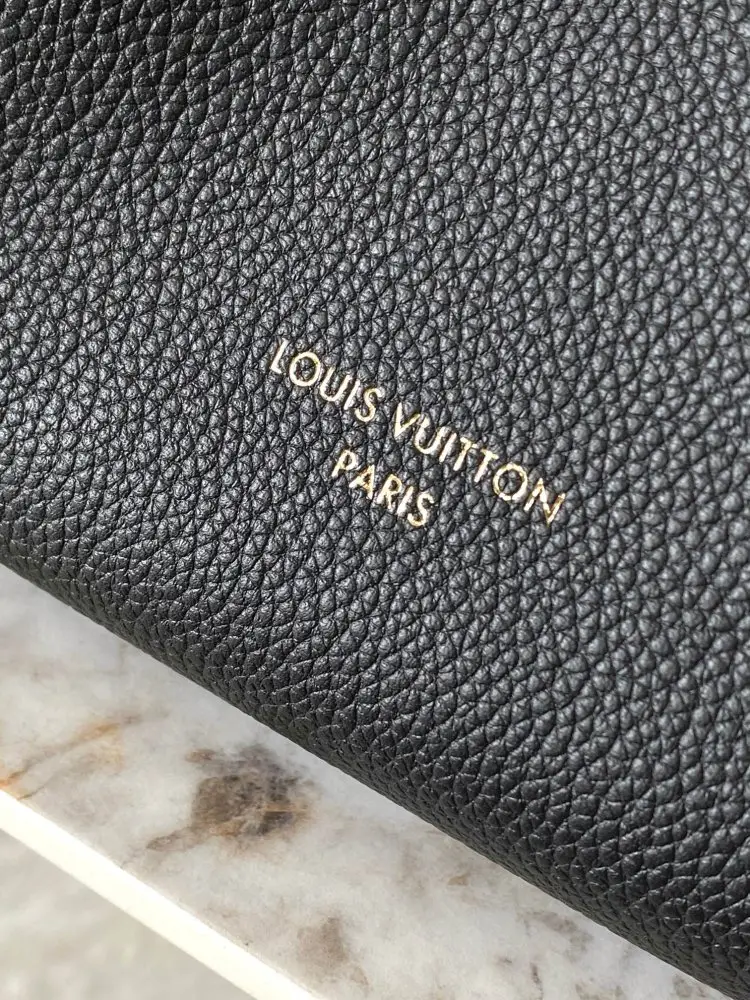 Louis Vuitton Сумочка EXPRESS 17 см — Фото 5