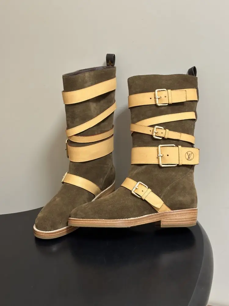Louis Vuitton High boots from buckle LV AMIRAL — Photo 2