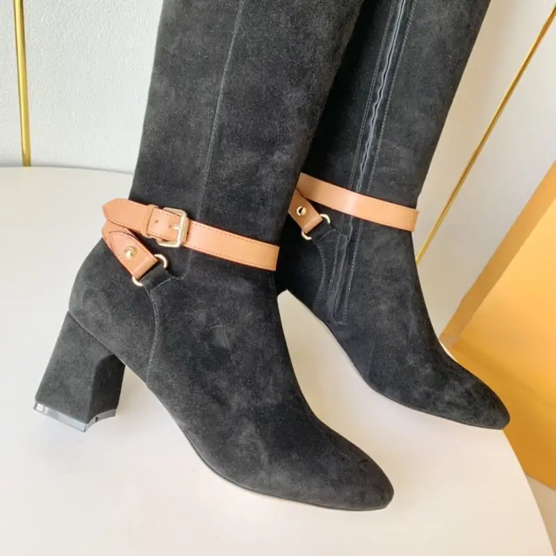 Louis Vuitton High boots leather boots on heel — Photo 5