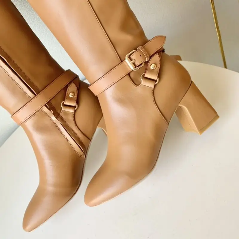 Louis Vuitton High boots leather boots on heel — Photo 5