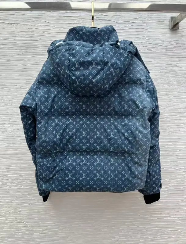 Louis Vuitton Куртка пуховик женская — Фото 2