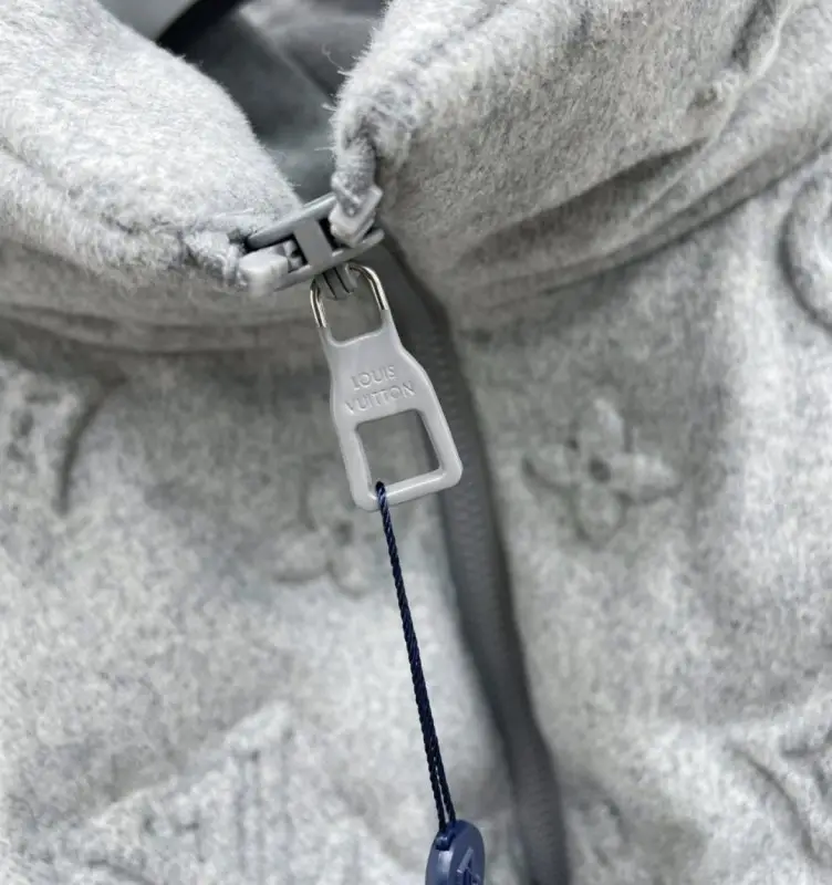 Louis Vuitton Jacket Down jacket women's — Photo 4