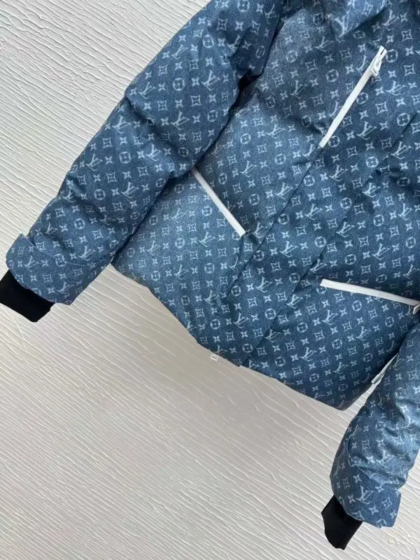 Louis Vuitton Куртка пуховик женская — Фото 4