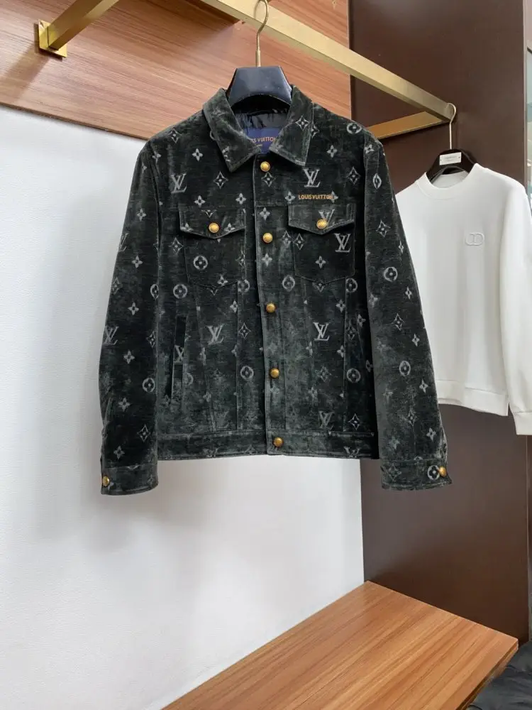 Louis Vuitton — Куртка меховая мужская
