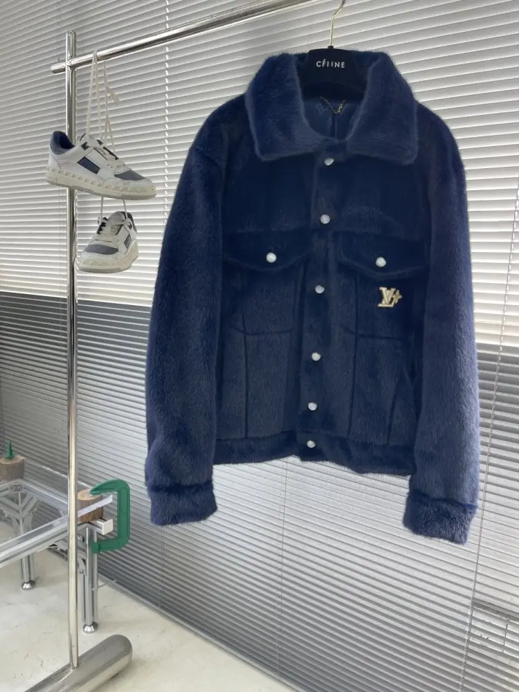 Louis Vuitton — Jacket fur men's