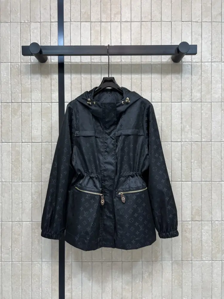 Louis Vuitton — Куртка жіноча