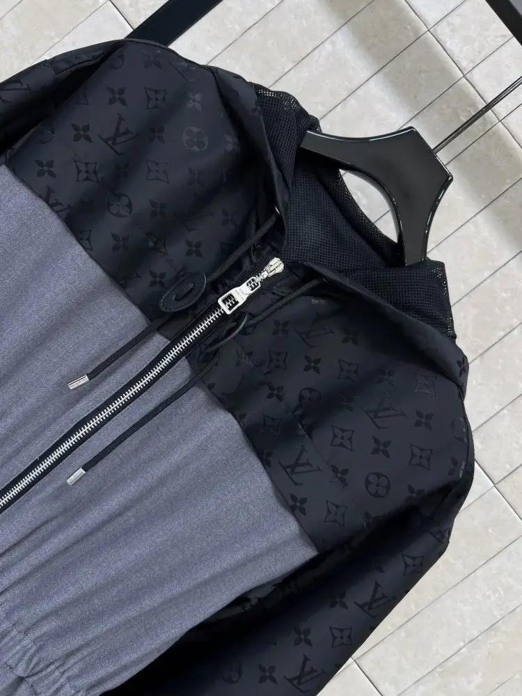 Louis Vuitton Куртка жіноча — Фото 2