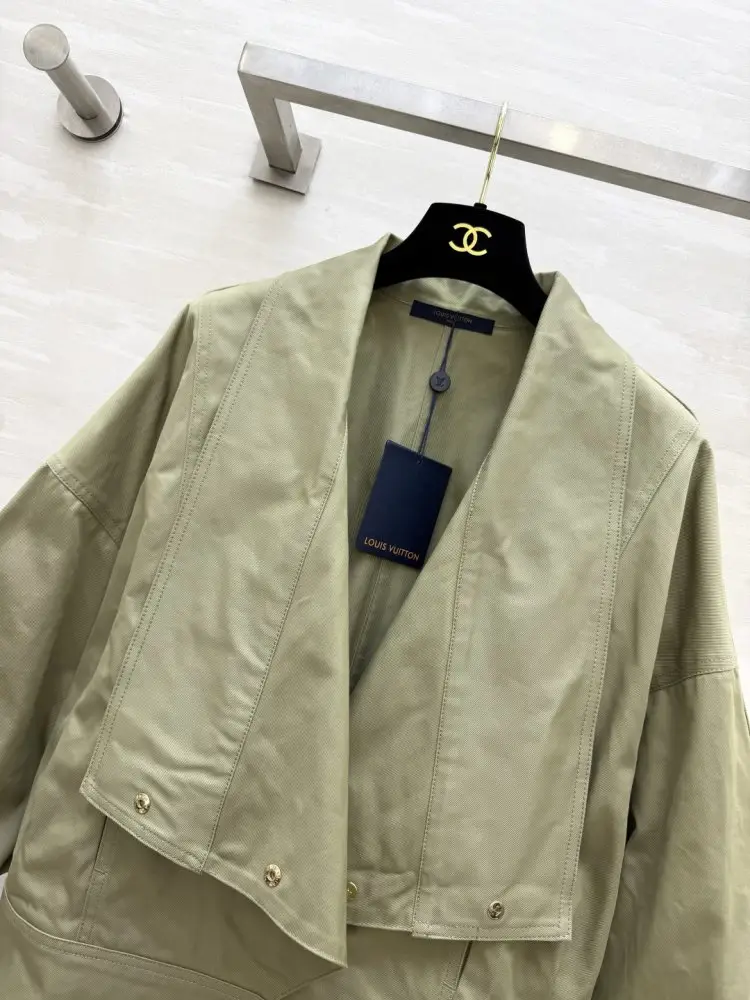 Louis Vuitton Jacket women's — Photo 2