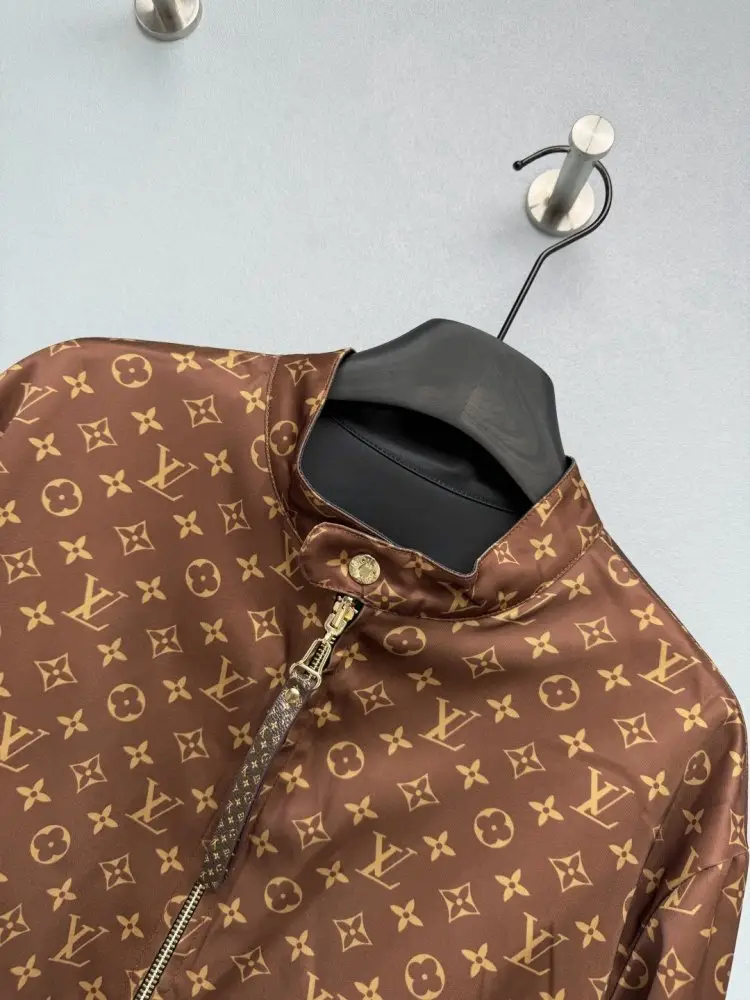 Louis Vuitton Jacket women's — Photo 2