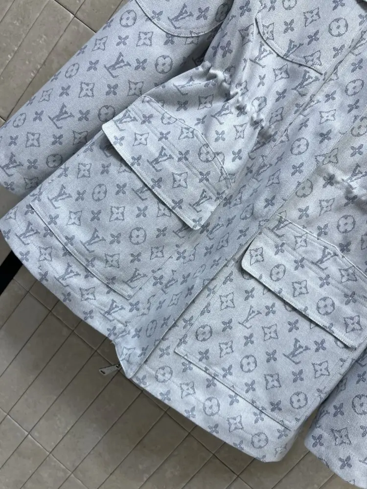 Louis Vuitton Куртка женская — Фото 3