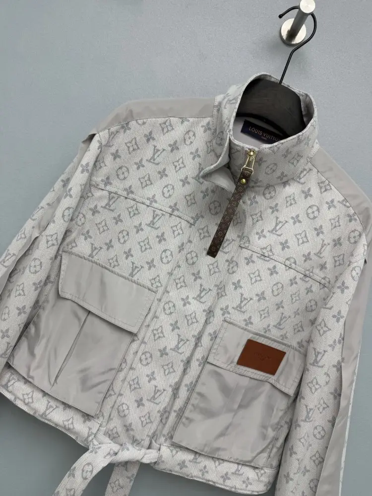 Louis Vuitton Куртка жіноча — Фото 4