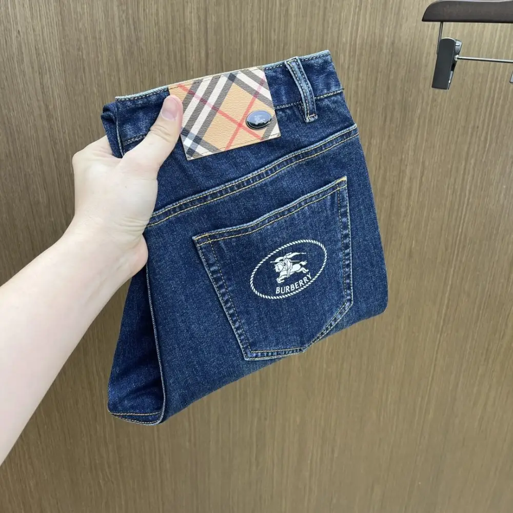 Louis Vuitton — Jeans men's