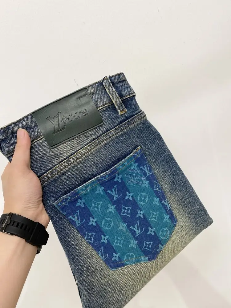 Louis Vuitton — Jeans men's