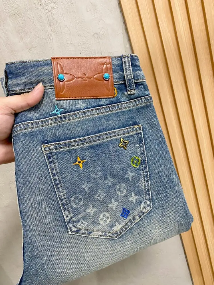 Louis Vuitton — Jeans men's