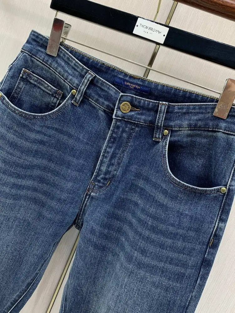 Louis Vuitton Jeans men's — Photo 2