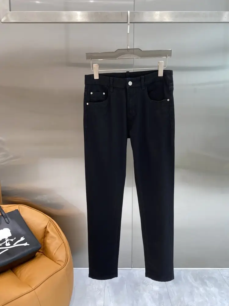 Louis Vuitton Jeans men's — Photo 2