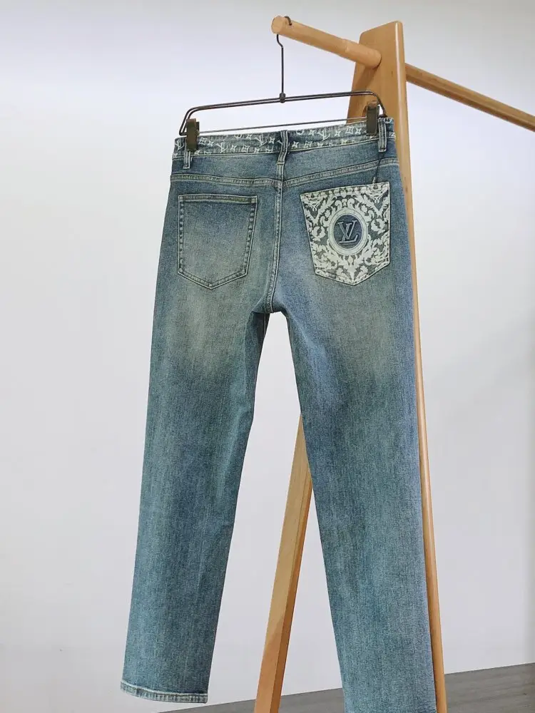 Louis Vuitton Jeans men's — Photo 2