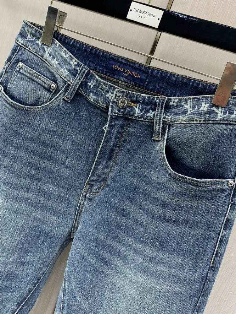 Louis Vuitton Jeans men's — Photo 2