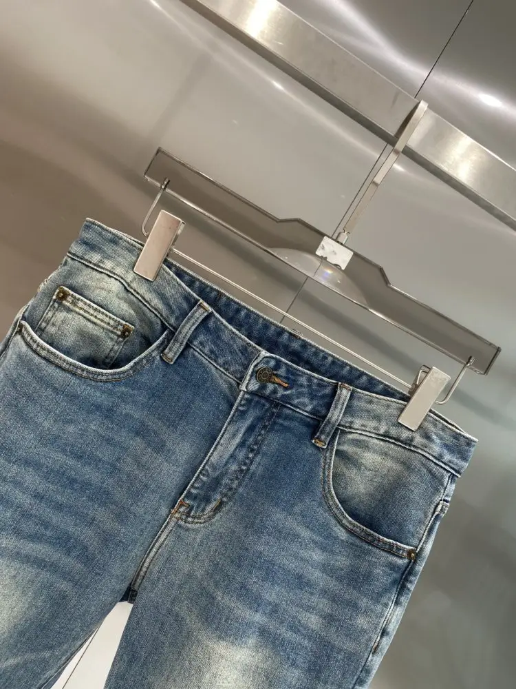 Louis Vuitton Jeans men's — Photo 3